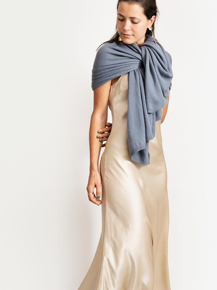 CASHMERE BUTTON WRAP PONCHO