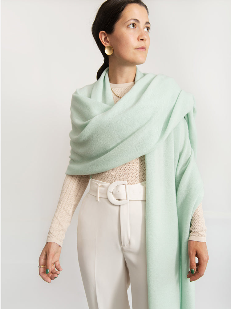 SUPER-SOFT TRAVEL WRAP