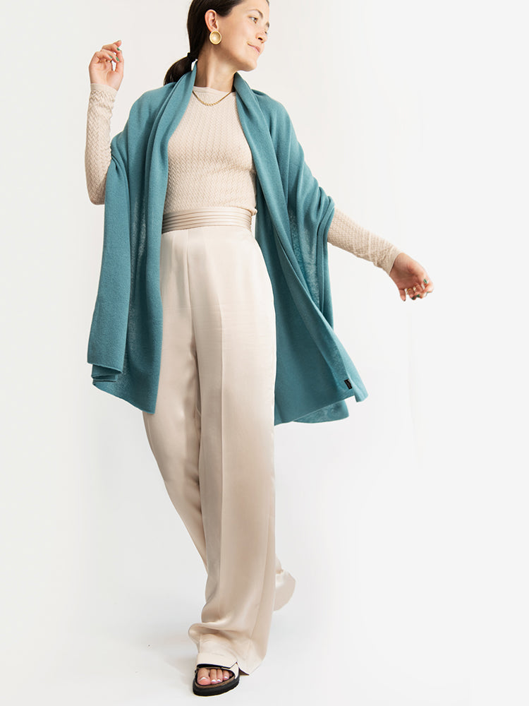 SUPER-SOFT TRAVEL WRAP
